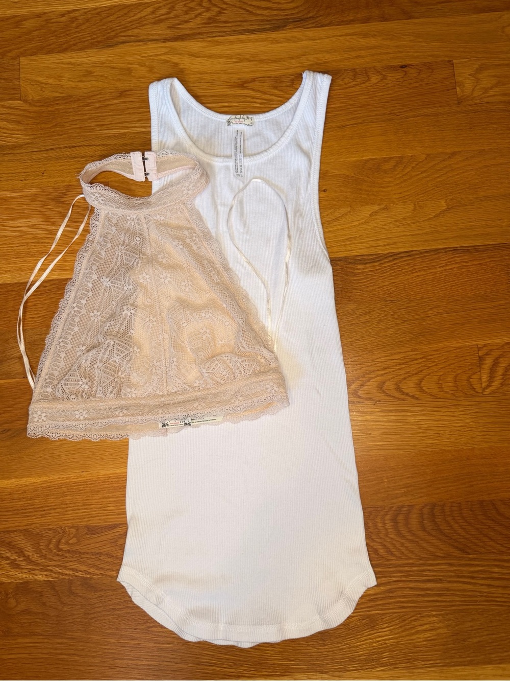 Free People Intimately White Ribbed Tank XS + Blush Lace Bralette XS Bundle